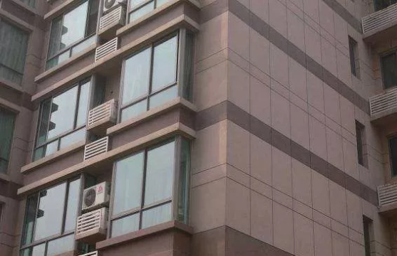 華喆仿石漆分享:真石漆與干掛石材組合，每一面都是視覺(jué)驚嘆！